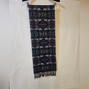 Patterned Black and Gray Scarf
